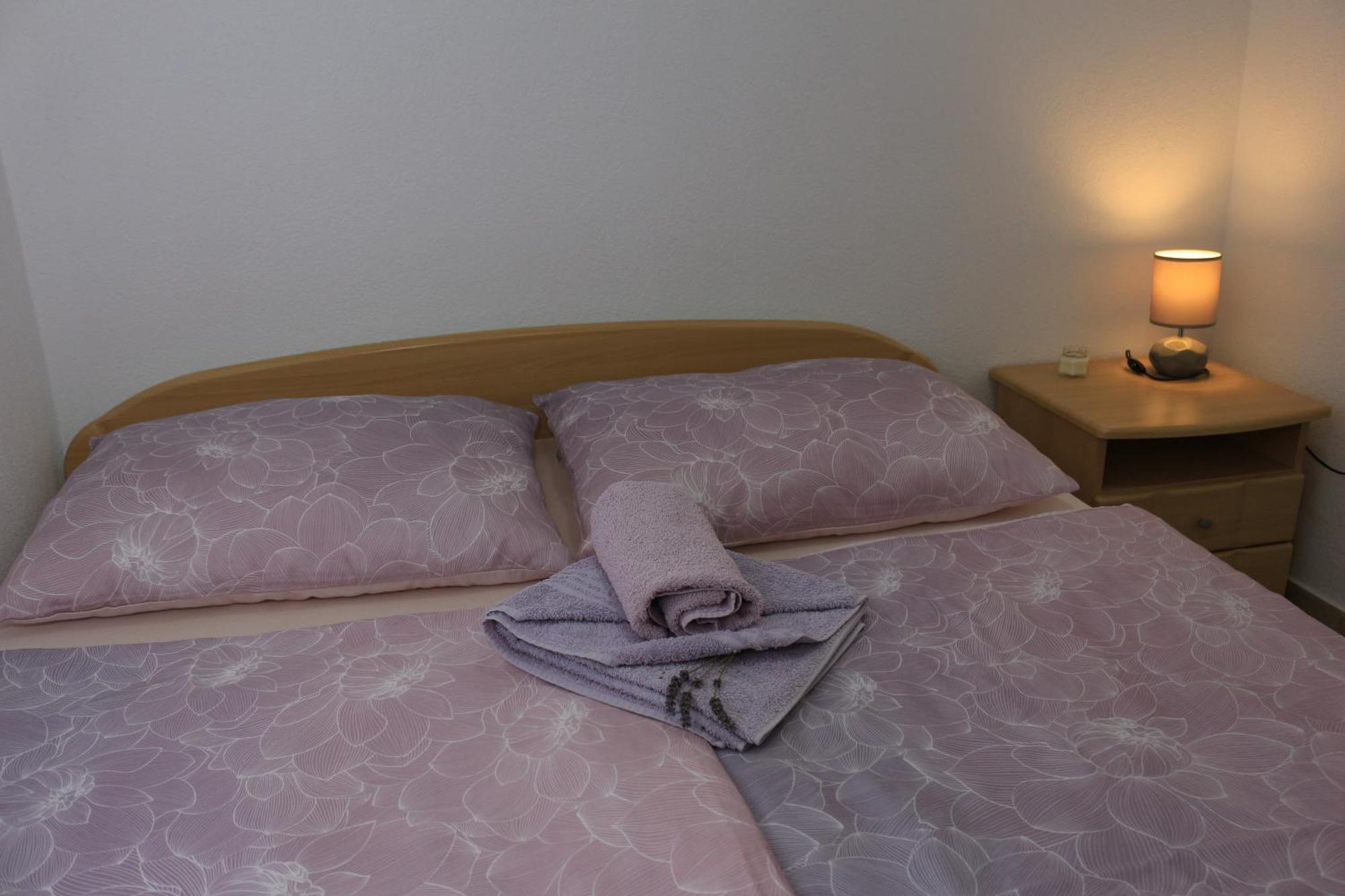 Apartman Kristina Vrbnik Dış mekan fotoğraf