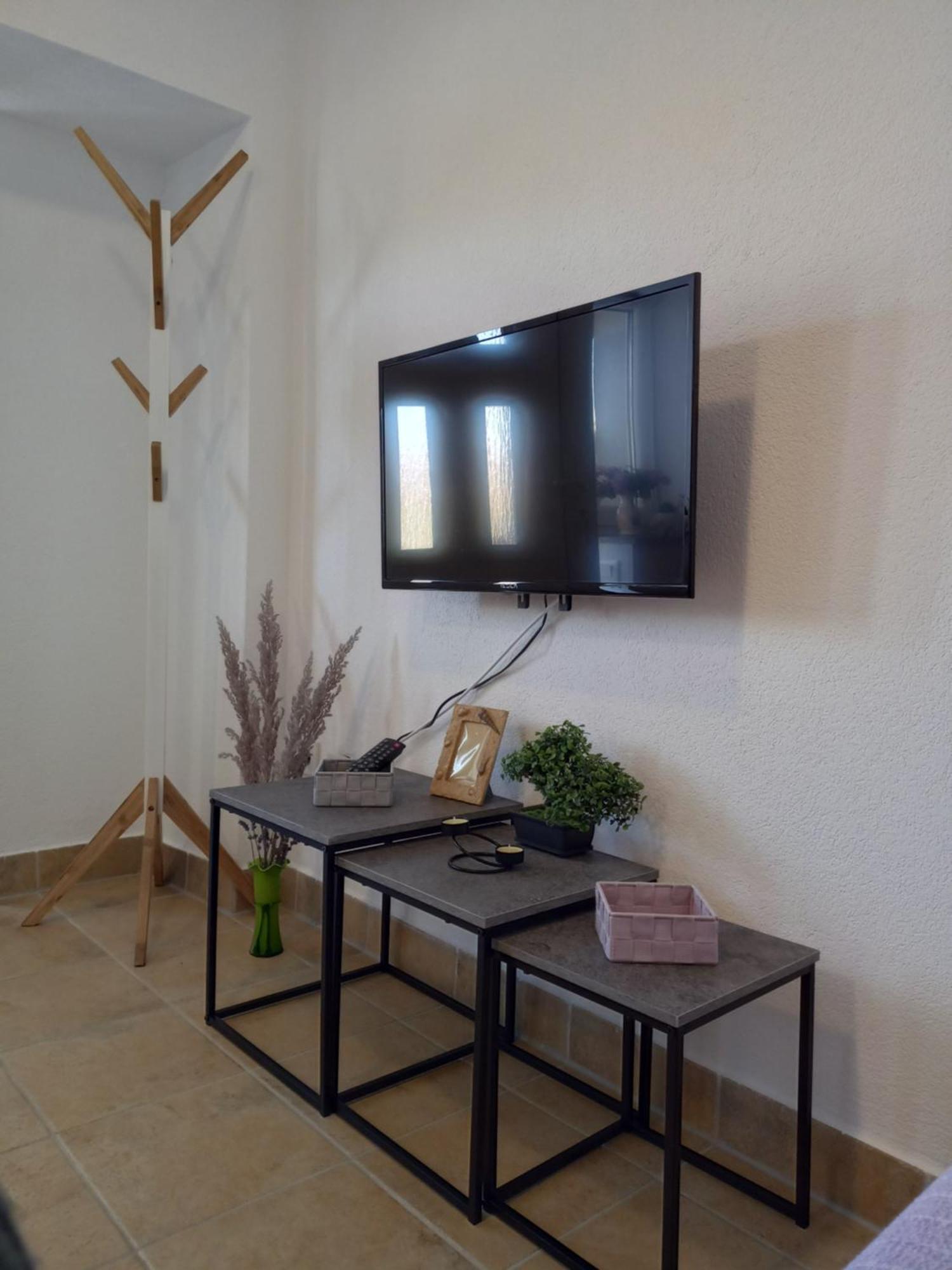Apartman Kristina Vrbnik Dış mekan fotoğraf